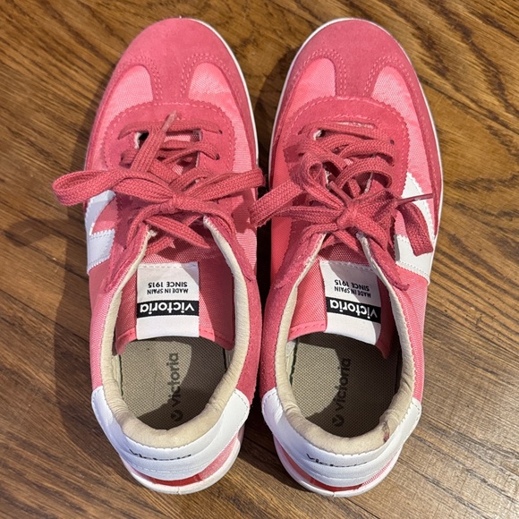 Victoria Berlin Nylon Women's Pink Low-Top Sneakers with White Accent - Picture 5 of 6